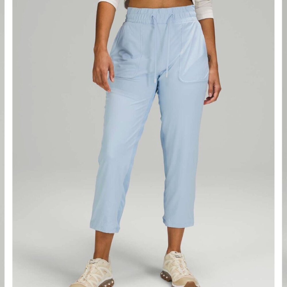 Lululemon Beyond the Studio Crop Pants Blue Linen Size 2